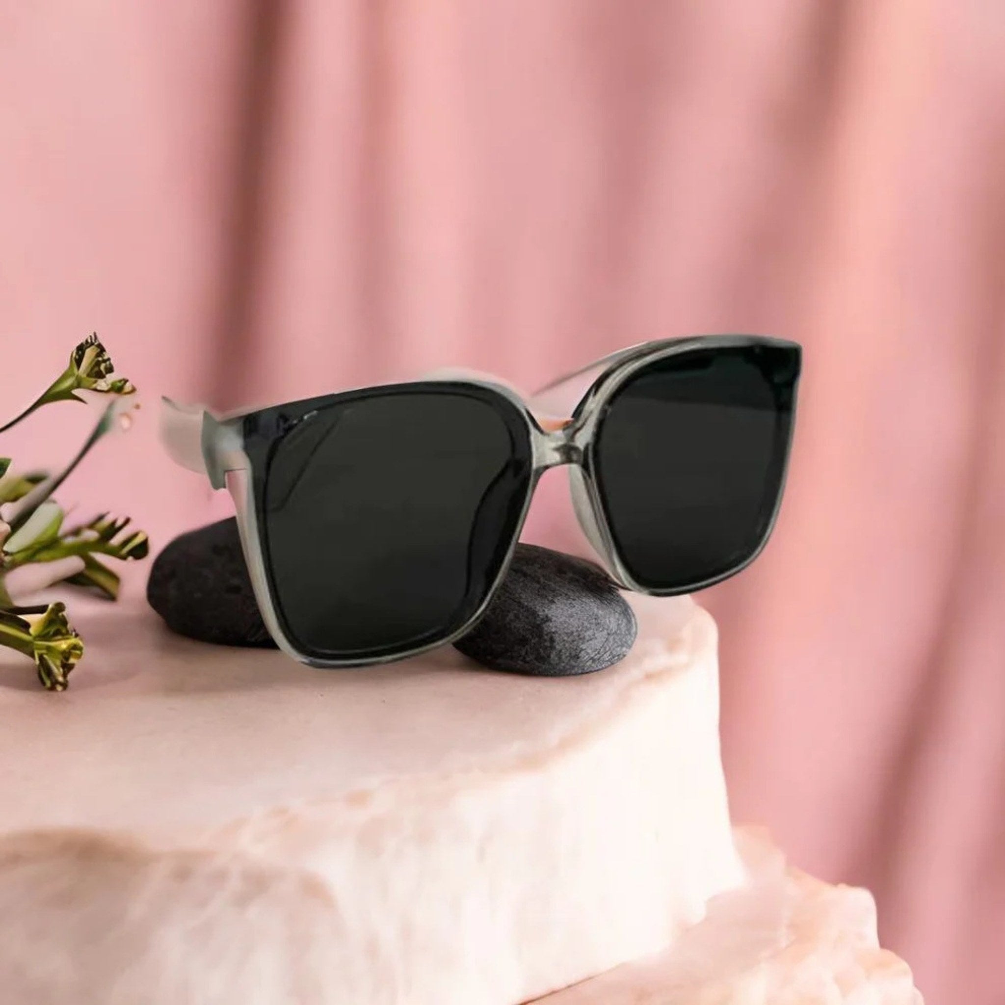 Grey Sunglasses Cat Eye